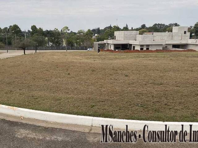 #03282 - Terreno em condomínio para Venda em Araçoiaba da Serra - SP