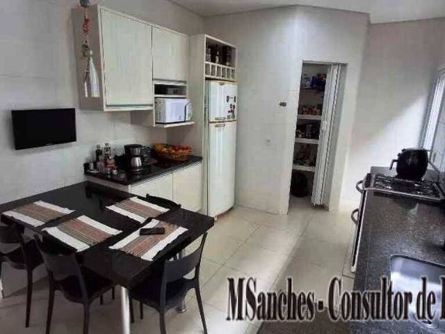 #03289 - Casa em condomínio para Venda em Votorantim - SP